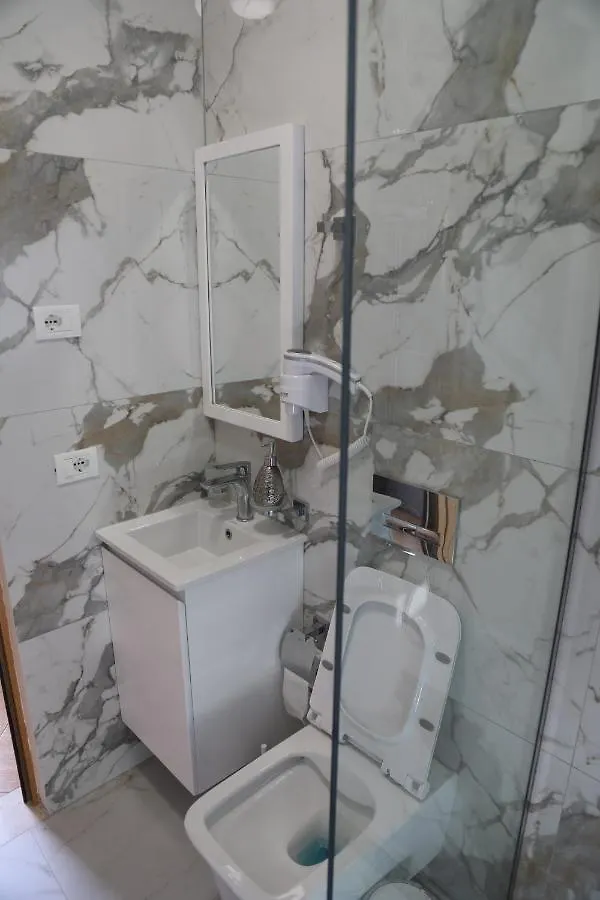 --Hotel Deal-- Rooms With Castle View Kruje
