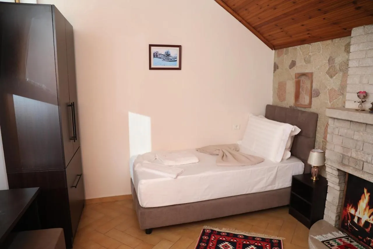 Hotel --Hotel Deal-- Rooms With Castle View Kruje