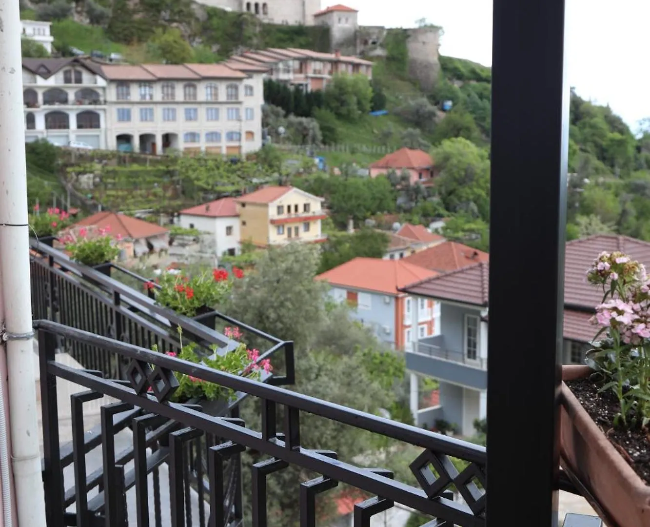--Hotel Deal-- Rooms With Castle View Kruje Albania