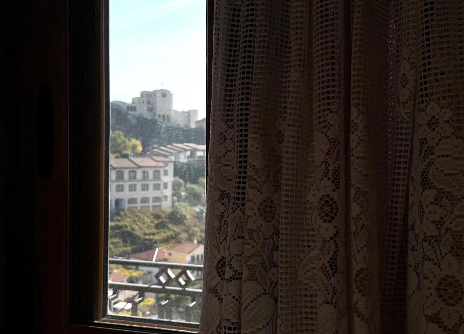 --Hotel Deal-- Rooms With Castle View Kruje Albania